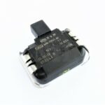 31214359 Volvo V70 MK3 Genuine Bosch Windscreen Rain and Light Sensor 1397212103