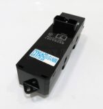 Genuine Mitsubishi Lancer RHD (03-07) Electric Window Switch Lifter 8608A097 - Image 2