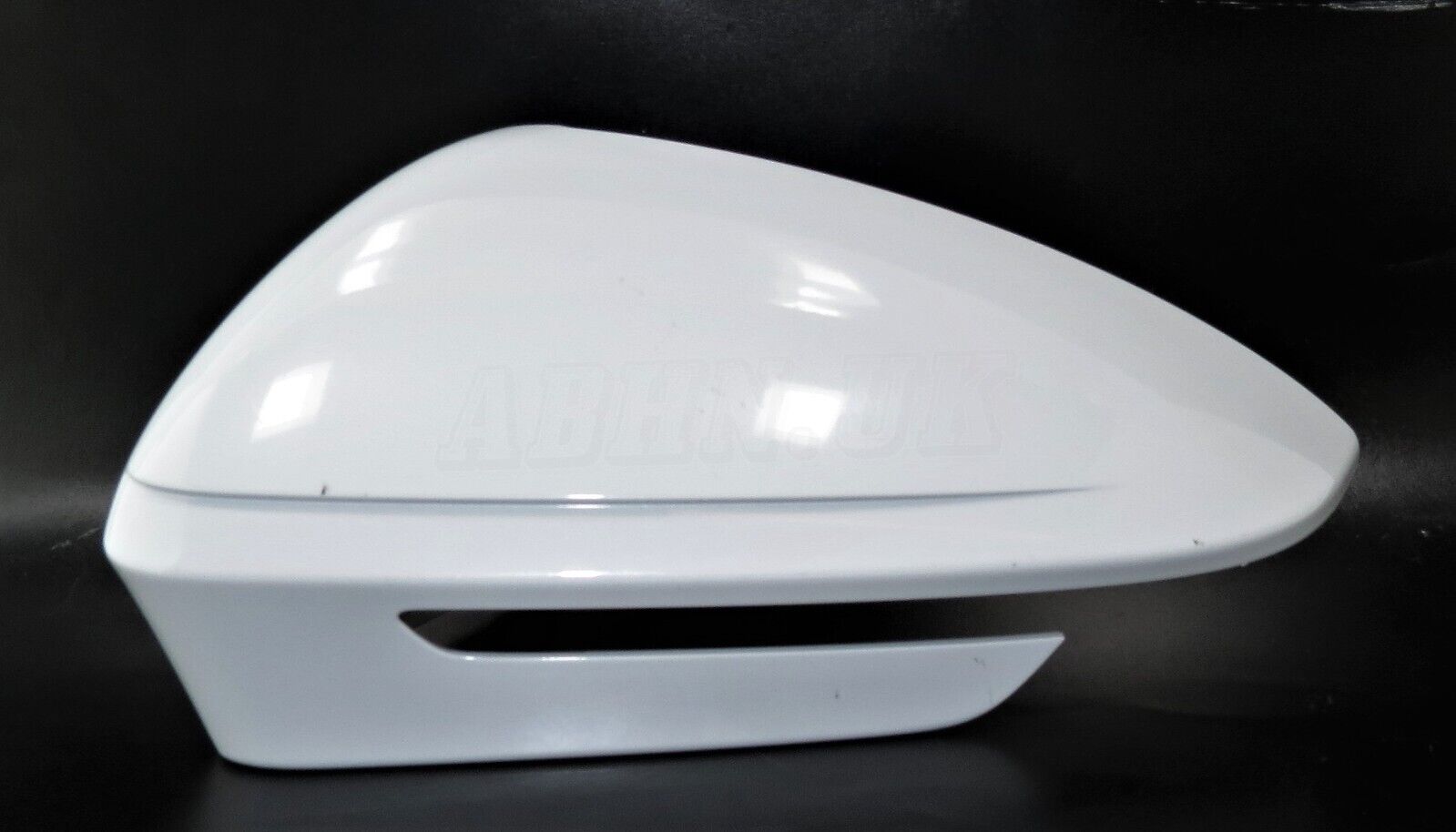 5LC857537 Skoda Enyaq Electric LHD Left Side Wing Mirror Cover Moon White Met Main Image 5LC857537 Skoda Enyaq Electric LHD Left Side Wing Mirror Cover Moon White Met - Image 1