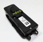 30710784 Volvo C30 Genuine Electric Window Lifter Regulator + Mirror Switch - Image 5