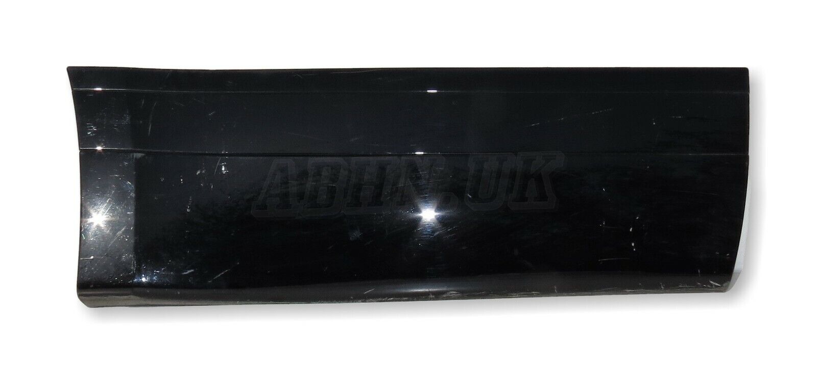 Range Rover Velar Rear Right Side Door Clad Lower Moulding Trim Whole Black Main Image Range Rover Velar Rear Right Side Door Clad Lower Moulding Trim Whole Black - Image 1