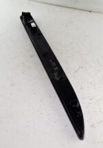 Discovery MK5 L462 Right Door Trim + LED (White) Natural Shadow Oak L0270875AA01 - Image 3