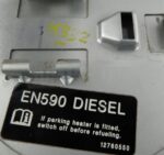 Saab 9-3 YS3F /2002-2012 Saloon/ Convertible Fill-in Fuel Flap Cover Met Silver - Image 4