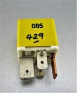 429-Volvo (90-15) Multi-Use 4-Pin Yellow Relay 9128164 Hella 4RA003510-75 Spain - Image 7