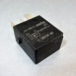 Volvo S80 S60 V70 S40 V40 850 Black Relay MB 95338211 Siemens-A1001-X7