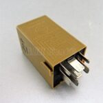 BMW 3 5 6 7 Series Z3 Z4 X5 X3 Green-Brown Relay Windscreen Wipers 61368384505