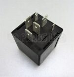 Skoda Ocativa Central Locking & Alarm Black Relay 1U0941243C 6-Pin AEV0306 - Image 4