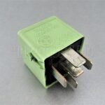 BMW Mini 1 3 5 7 X Z i Series White-Green  Multi Use Relay 61368373700 Tyco