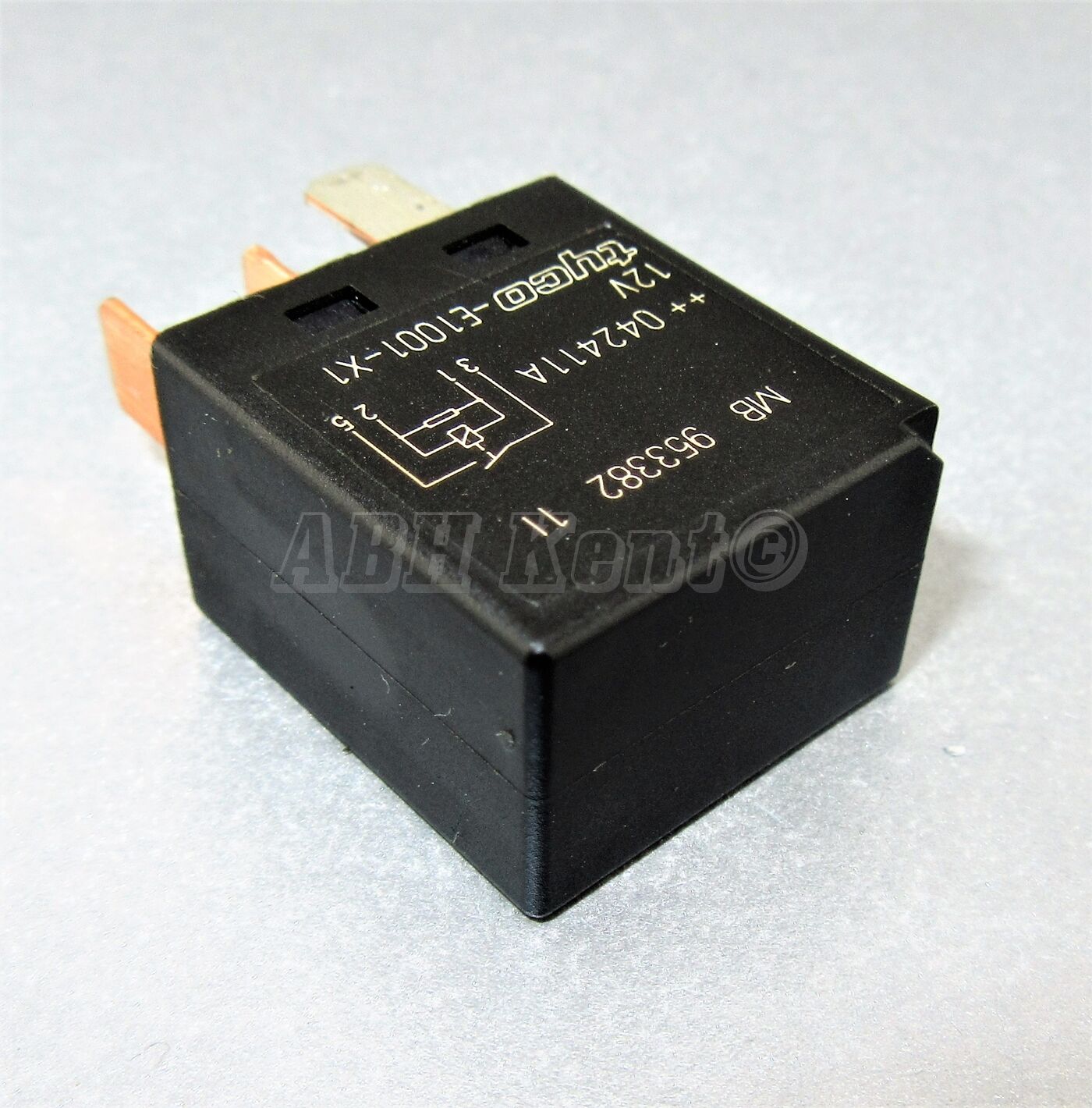 671-Mitsubishi Colt (04-12) Multi-Use 4-Pin Black Relay MB-953382-11 Tyco 12V Main Image 671-Mitsubishi Colt (04-12) Multi-Use 4-Pin Black Relay MB-953382-11 Tyco 12V - Image 1
