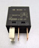671-Mitsubishi Colt (04-12) Multi-Use 4-Pin Black Relay MB-953382-11 Tyco 12V - Image 3