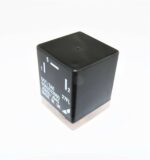 Volvo (1990-2000) Replacement 3-Pin Flasher Relay DOT/SAE J590b 9563533980 - Image 6
