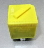 Ford Mondeo Focus Transit Kuga Yellow Relay 93BG-14N089-BA V23136-B1-X33 - Image 5