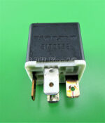 461-Volvo (90-15) Multi-Use 5-Pin Black Relay J 9130269 Hella 4RA003510-73 Spain - Image 2