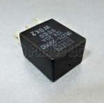 Kia Hyundai Multi-Use Black Relay 95224-29050 4-Pin HMC OMRON 9522429050
