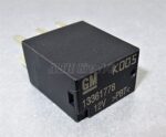 710-Vauxhall Opel Chevrolet 09-17 5-Pin Black Relay GM 13361778 12V 140421A K005