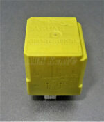 81-Jaguar S Type Multi-Use 5-Pin Yellow Relay XR83-14B192-BA XR8314B192BA - Image 3
