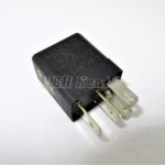 576-Fiat Alfa Lancia /09-17 4-Pin Black Relay Birton 1/11307/87E 20A D272 702.30