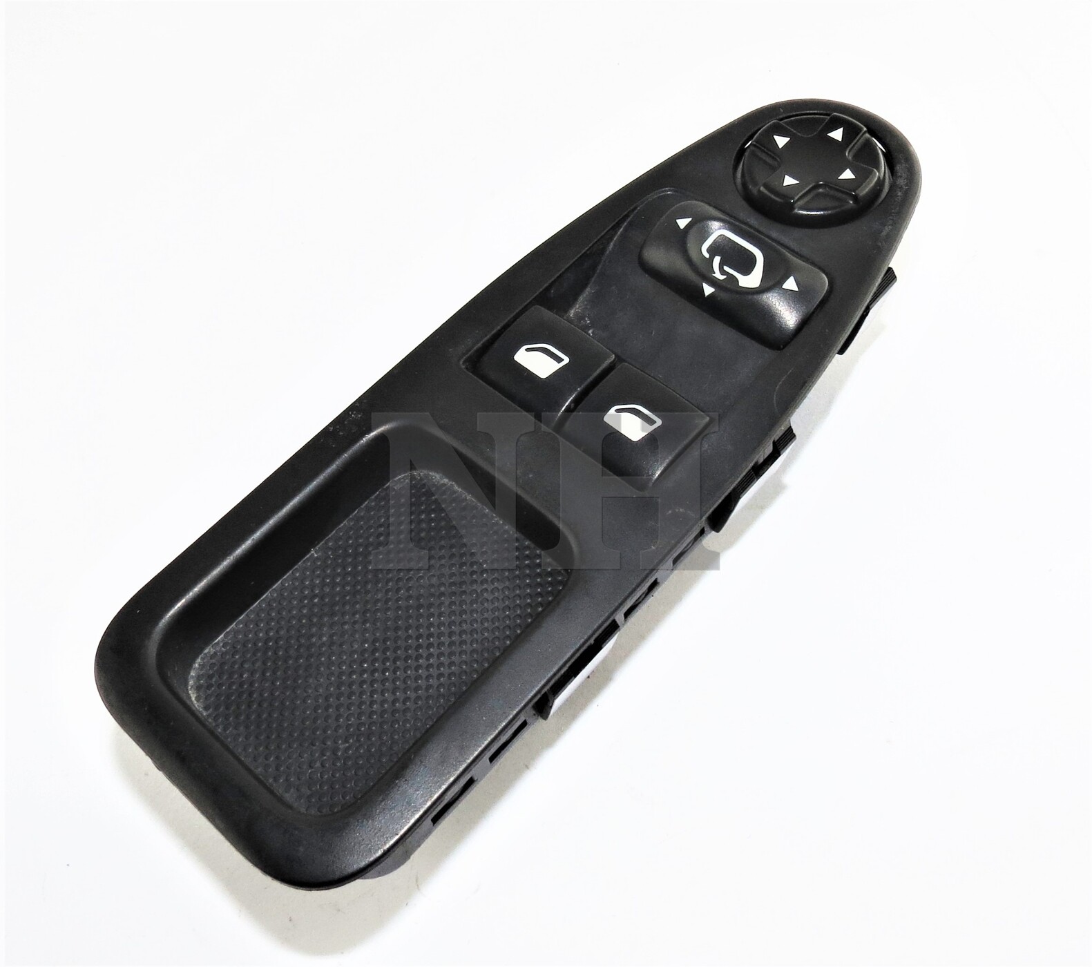 1401228377 Citroen Jumpy Genuine Valeo Driver Side Electric Auto Window Button Main Image 1401228377 Citroen Jumpy Genuine Valeo Driver Side Electric Auto Window Button - Image 1