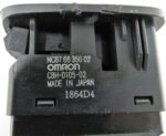 C8H-D105-02 Mazda MX-5 MK2 Genuine Right Side Electric Window Lifter Switch - Image 7