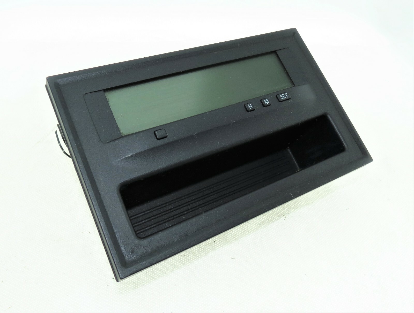 8750A087 Mitsubishi Grandis Genuine Dashboard Multi-Functional Screen Display Main Image 8750A087 Mitsubishi Grandis Genuine Dashboard Multi-Functional Screen Display - Image 1