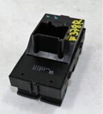 13305208 Chevrolet Cruze MK1 Genuine Right Side Electric Window Lifter Switch - Image 2