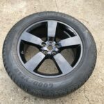 Land Rover Defender 1x 275/55 R20 Inch OEM Alloy Wheel Goodyear Efficient Grip