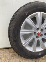 Jaguar E Pace X540 Genuine Alloy Wheel & Michelin Latitdue Tyre 235/60 18 Inch* - Image 2
