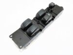 MR366377 Mitsubishi Shogun Genuine Driver/Right Side Electric Window Switch