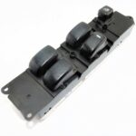 MR366377 Mitsubishi Shogun Genuine Driver/Right Side Electric Window Switch