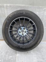 Jaguar I F Pace Genuine Alloy Wheel & Michelin Tyre 235/65 18 Inch HK831007AA**