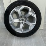 Range Rover Sport L494 Genuine Alloy Wheel & Pirelli Tyre 255/55 R20 Inch 5.mm