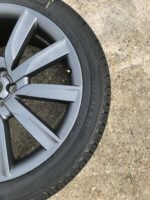 W34 Range Rover Velar 1x 265/45 R21 Inch Alloy Wheel Michelin Latitude Tour HP - Image 3