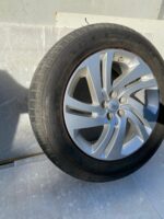 Range Rover Evoque L551 Genuine Alloy Wheel & Goodyear Tyre 235/60 R18 Inch 6.6 - Image 2