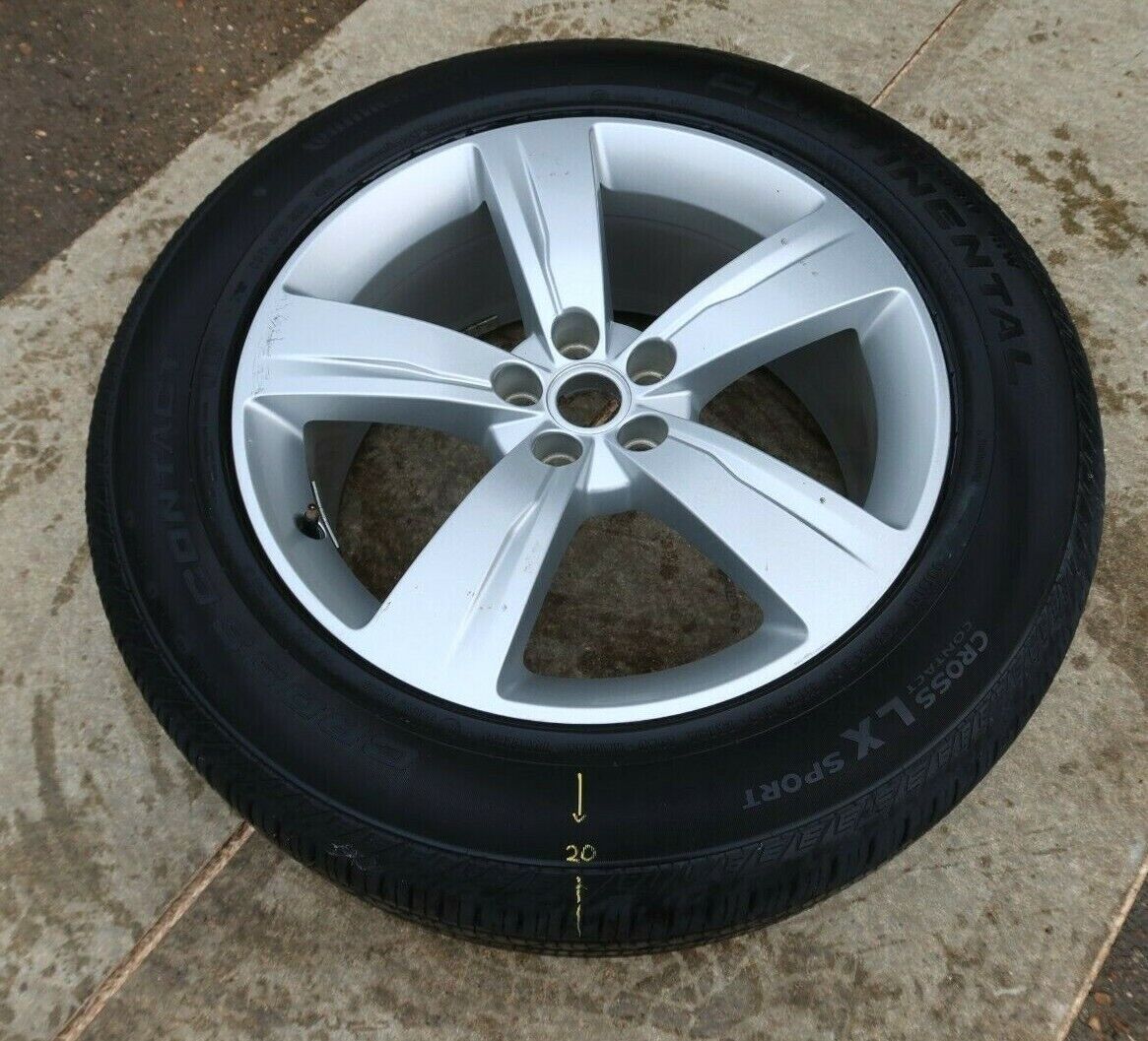 LR Range Rover Velar 1x 255/55 R19 Inch Alloy Wheel Continental CrossContact LX Main Image LR Range Rover Velar 1x 255/55 R19 Inch Alloy Wheel Continental CrossContact LX - Image 1