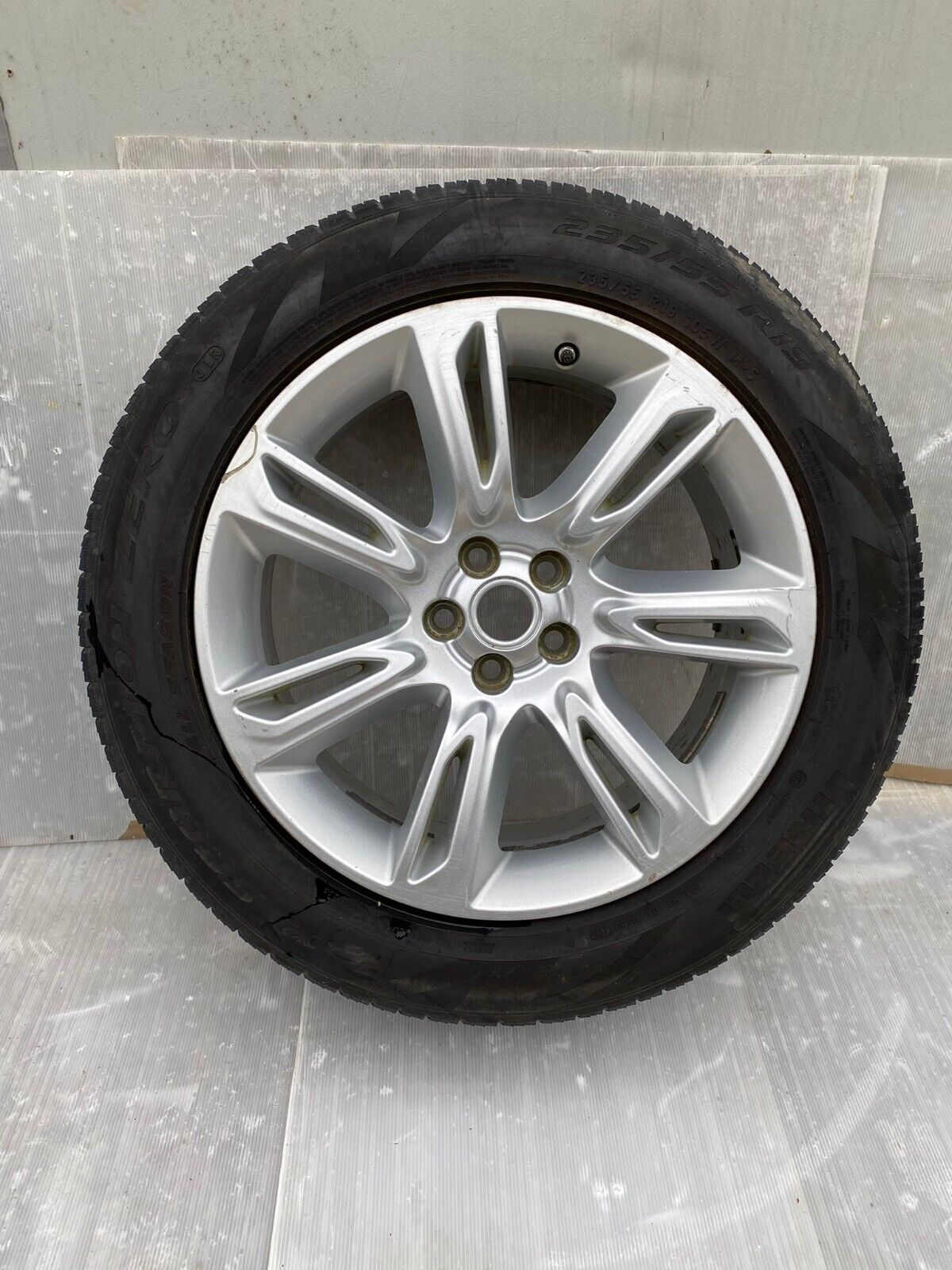 Range Rover Evoque Genuine Alloy Wheel & Pirelli Tyre 235/55 19 Inch GJ321007BA* Main Image Range Rover Evoque Genuine Alloy Wheel & Pirelli Tyre 235/55 19 Inch GJ321007BA* - Image 1