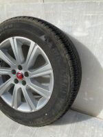 Jaguar E-Pace X540 Genuine Alloy Wheel & Michelin Latitude Tyre 235/60 18" Inch - Image 3