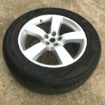 W29 Land Rover Defender 1x 255/60 R20 Inch Alloy Wheel Pirelli Scorpion Zero A/S