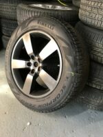 W46 Land Rover Defender 1x 255/60 R20 Inch Alloy Wheel Pirelli Scorpion Zero A/S - Image 3