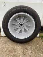 Jaguar E Pace X540 Genuine Alloy Wheel & Michelin Latitdue Tyre 235/60 18 Inch - Image 5