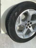 Range Rover Sport L494 Genuine Alloy Wheel & Pirelli Tyre 255/55 R20 Inch 4.5mm* - Image 5