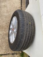 Jaguar E Pace X540 Genuine Alloy Wheel & Michelin Latitude Tyre 235/60 18 Inch * - Image 4