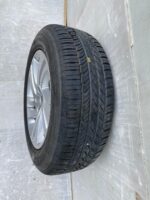 Rover Evoque L551 Genuine Alloy Wheel & Goodyear Tyre 235/60 18" Inch K8D21007CA - Image 4