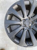 J8A21007EB Range Rover Velar 20 Inch Genuine Alloy Wheel Dark Grey TPMS Sensor/ - Image 3