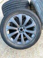 J8A2-1007-EB Range Rover Velar Genuine 20 Inch Satin Grey Alloy Wheels 8.5Jx20CH - Image 2