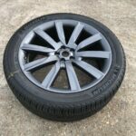 W35 Range Rover Velar 1x 265/45 R21 Inch Alloy Wheel Michelin Latitude Tour HP