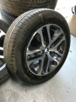 W44 Land Rover Defender 1x 255/60 R20 Inch Alloy Wheel Michelin Latitude Tour HP - Image 2