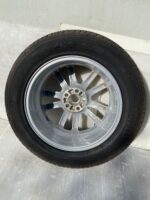 Range Rover Sport L494 Genuine Alloy Wheel & Pirelli Tyre 235/65 R19 Inch 7.8mm - Image 5