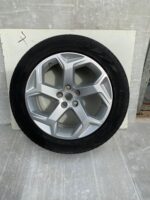 Range Rover Sport L494 Genuine Alloy Wheel & Pirelli Tyre 255/55 R20" Inch 4.6mm