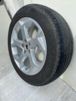 Range Rover Sport L494 Genuine Alloy Wheel & Pirelli Tyre 255/55 R20 Inch 5.mm* - Image 3