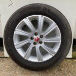 Jaguar E Pace X540 Genuine Alloy Wheel & Michelin Latitude Tyre 235/60 18 Inch *